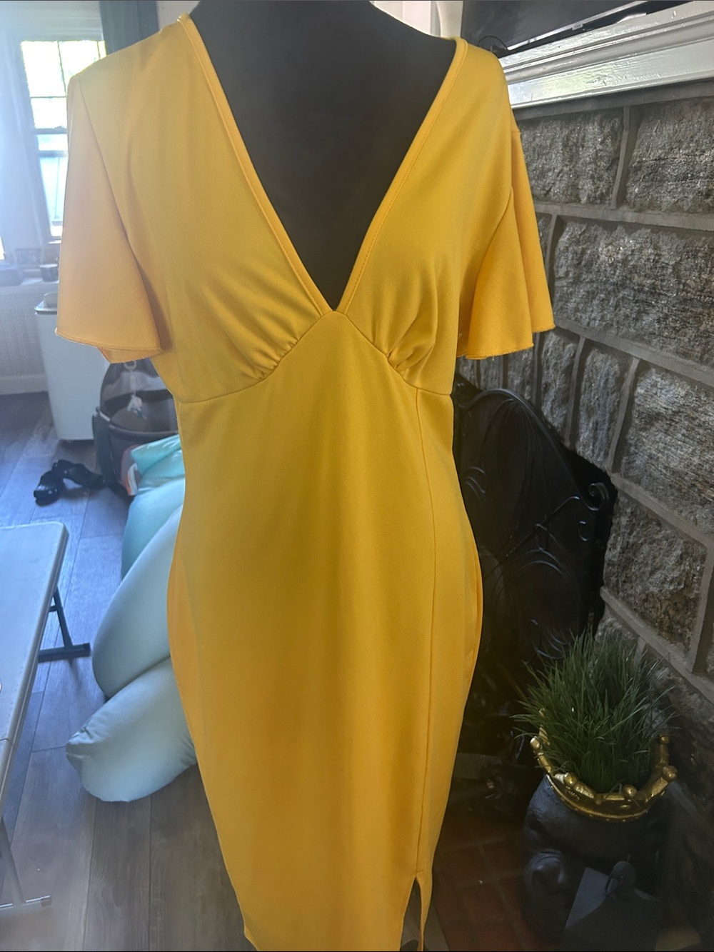 SHEIN Mustard Yellow V-Neck Midi Dress with Flutter Sleeves